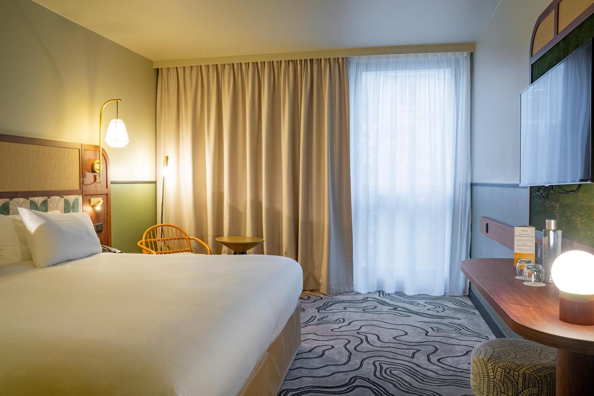 Holiday Inn Paris - Porte De Clichy, an IHG hotel Buitenkant foto