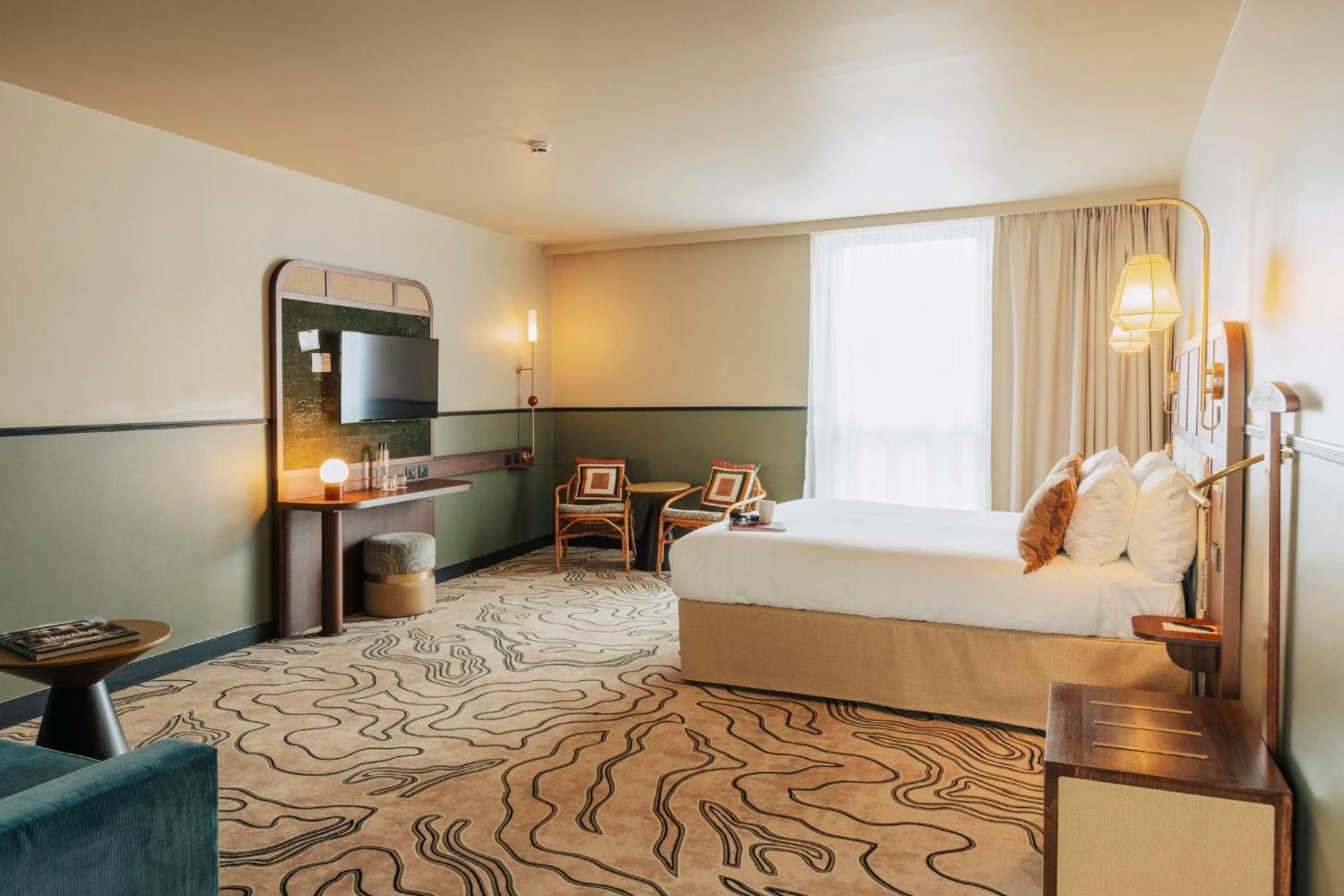Holiday Inn Paris - Porte De Clichy, an IHG hotel Buitenkant foto